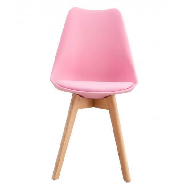 Silla de comedor moderna con carcasa de plástico resistente, cojín de similpiel blanca y patas de madera de haya.