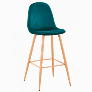 Banqueta alta en terciopelo verde y patas metálicas imitación madera, ideal para barras y mesas altas.