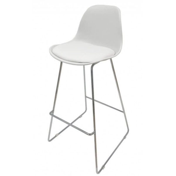 Banqueta para isla con respaldo blanco, estructura cromada y asiento de similpiel.