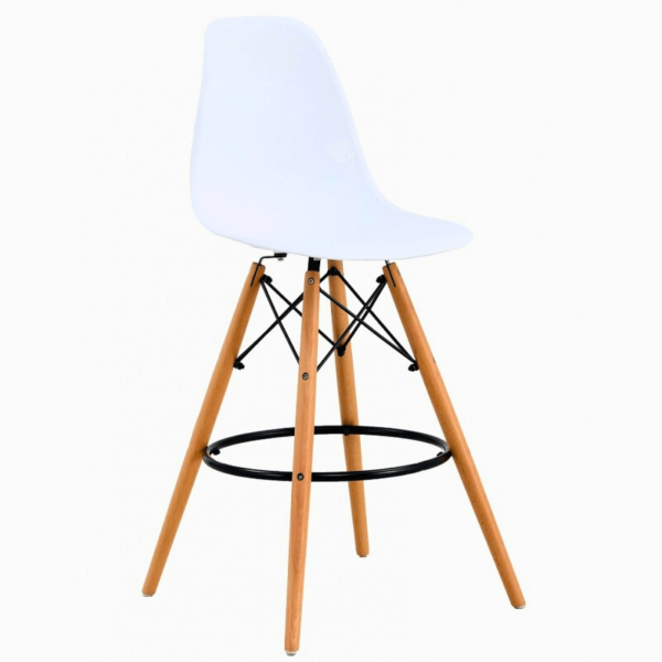 Taburete alto cocina Star blanco, asiento de polipropileno, base de madera y reposapiés metálicos, diseño nórdico moderno